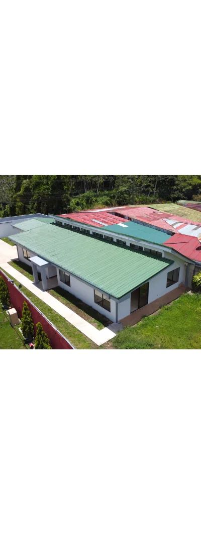 Casa con terreno en venta