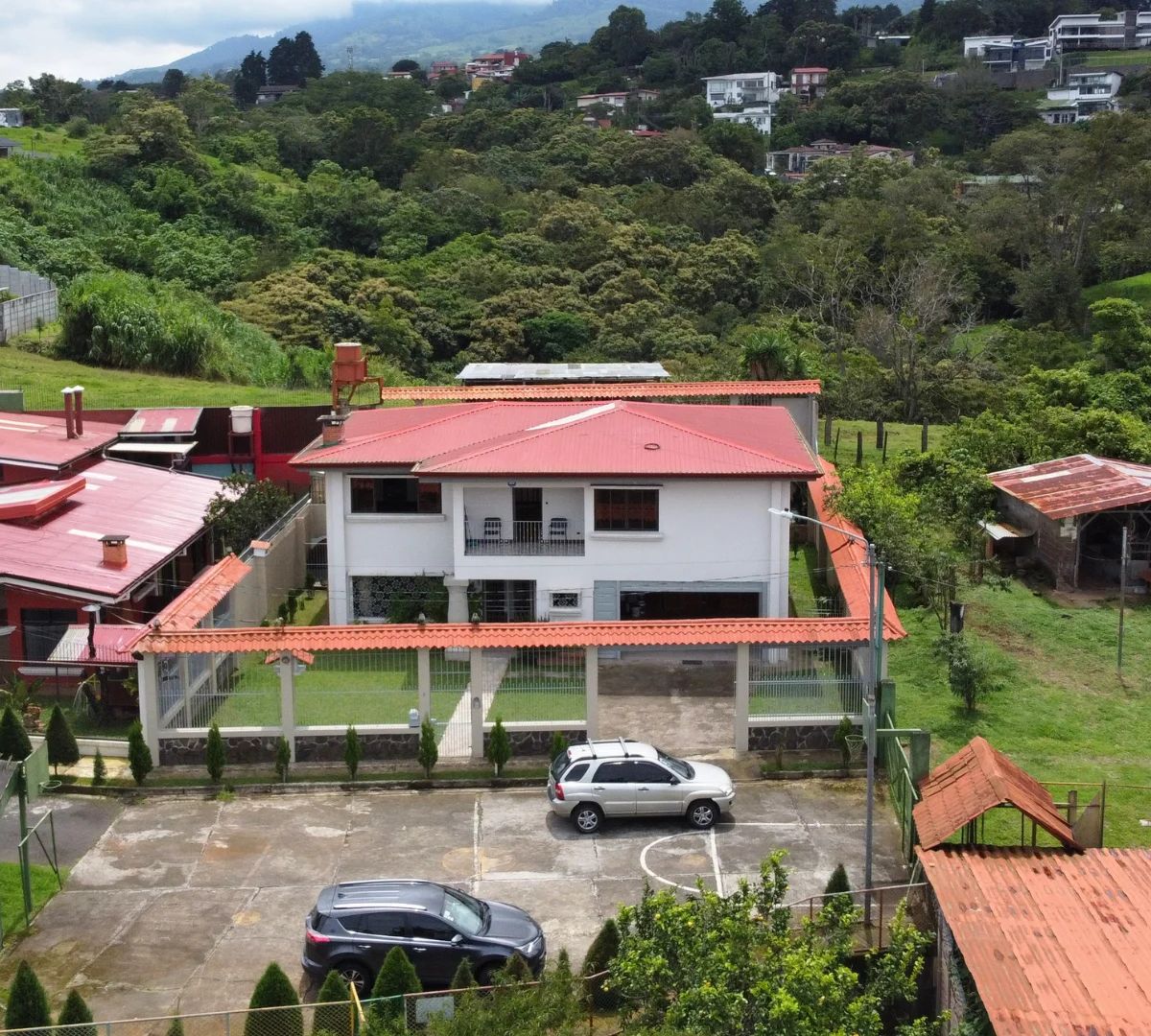 Casa, Alquiler con Opción de Compra - Principal