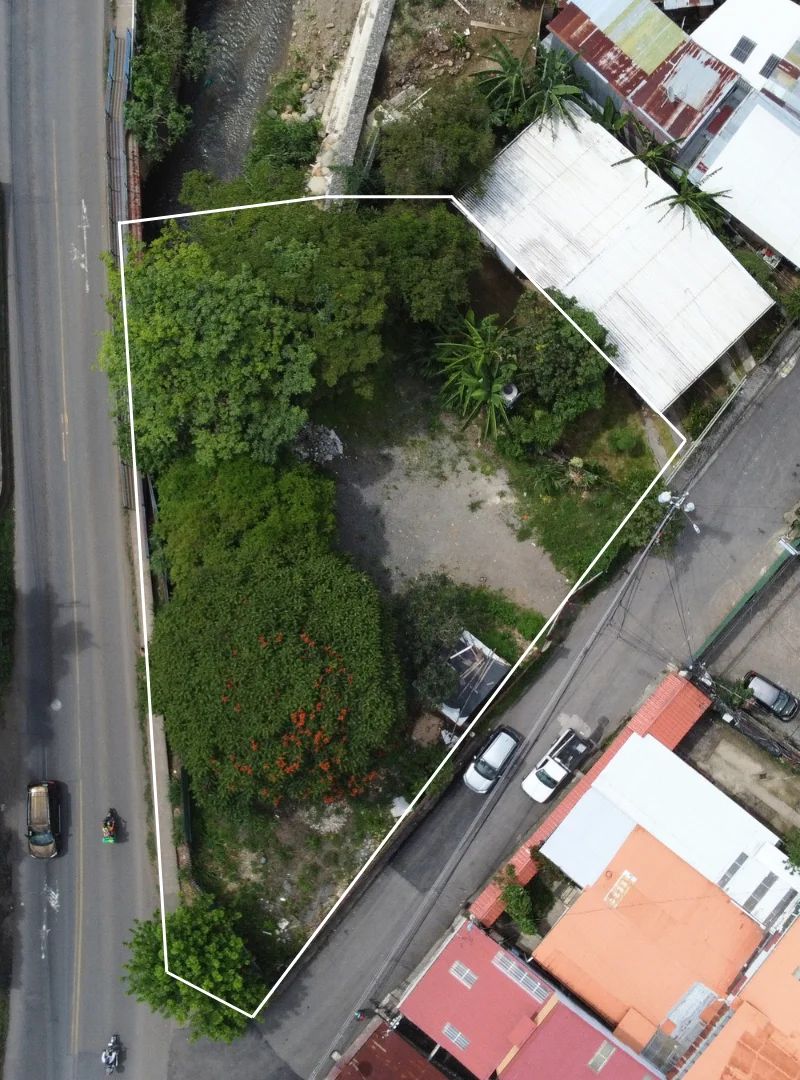 Terreno Comercial en Venta - Imagen 1